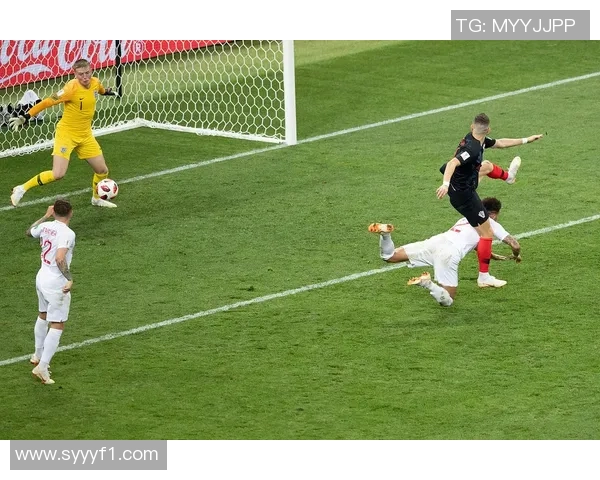 通过图片猜测足球明星的踢球风格与技巧挑战你对足球的认知与热爱