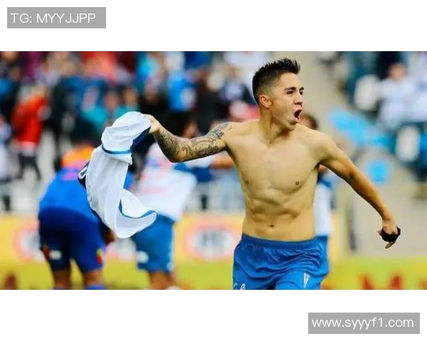 法国足球明星腹肌训练揭秘展现运动员完美身材的秘密与坚持